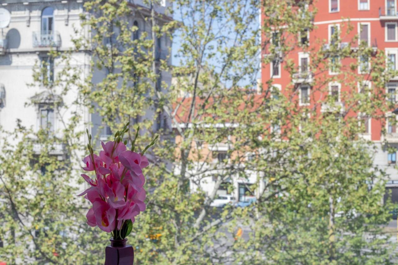 Sunshine Raggio Di Sole Apartment มิลาน ภายนอก รูปภาพ