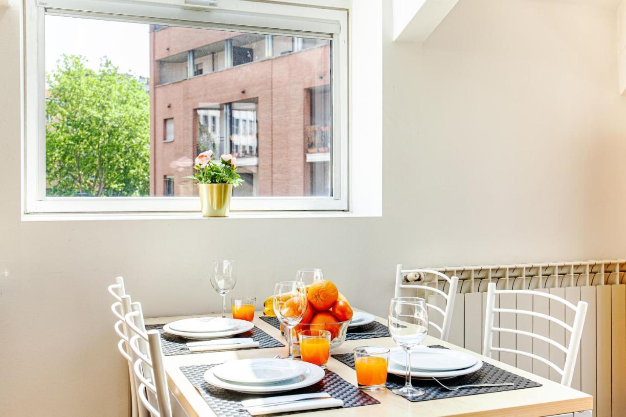 Sunshine Raggio Di Sole Apartment มิลาน ภายนอก รูปภาพ