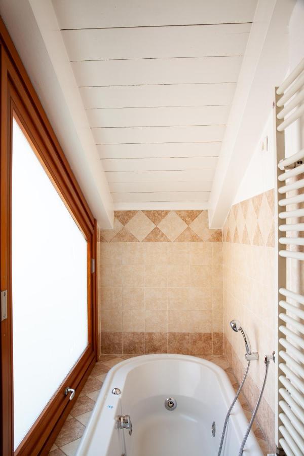 Sunshine Raggio Di Sole Apartment มิลาน ภายนอก รูปภาพ